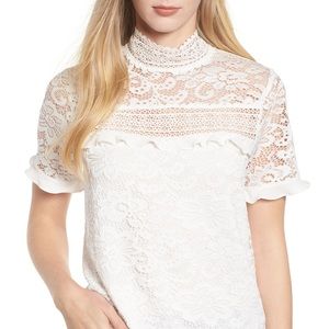 White lacy Gibson top 😇